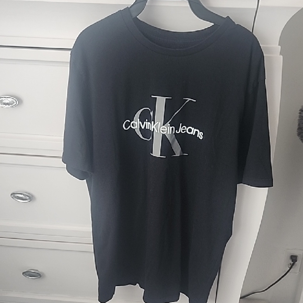 Calvin Klein Jeans Black T-Shirt